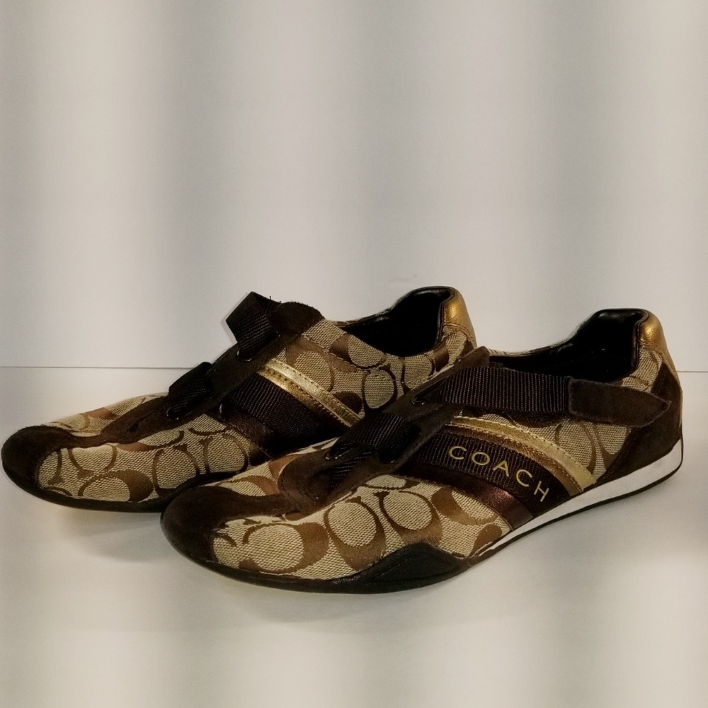 Women's Coach shoes size 9.5 M brown